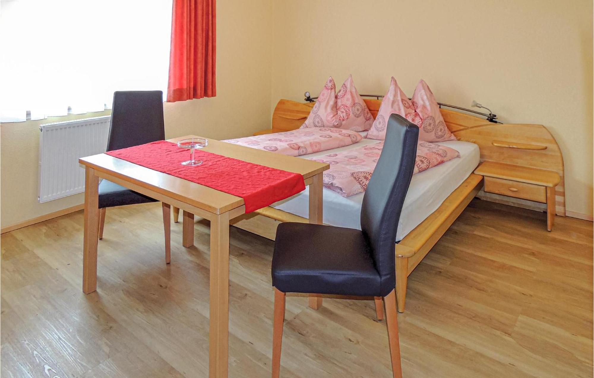 Groessere Ferienwohnung Itter Exterior photo
